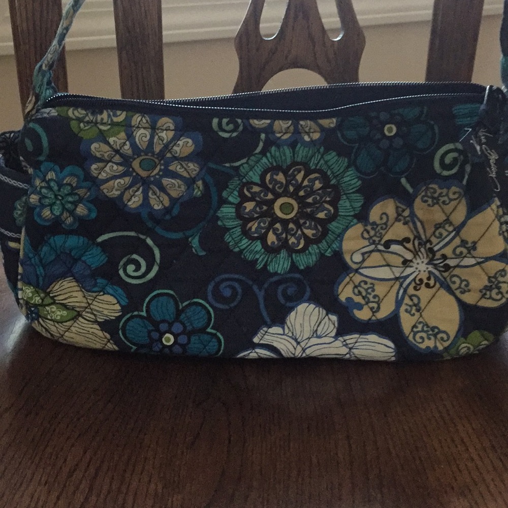 Like new Mod Floral Blue (Retired) Vera Bradley